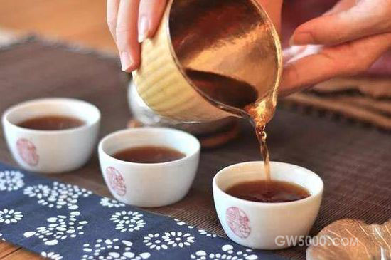 喝茶茶桌上的礼仪有哪些,泡茶待客十大礼仪不可不做!