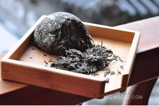 沱茶和普洱茶哪个好（两者不相上下