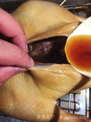 脆皮烤鸭（北京烤鸭家庭版）的做法步骤：11