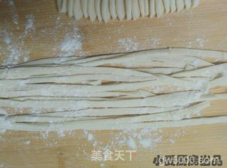 银丝卷的做法步骤：8