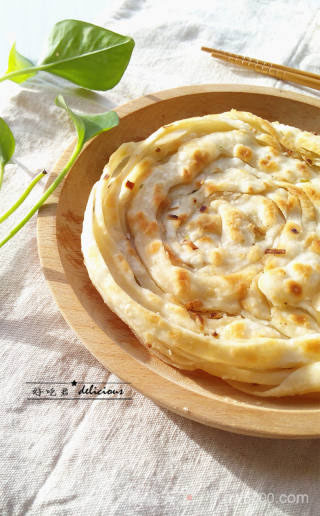 香酥葱油饼的做法步骤：21