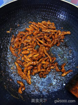 京酱肉丝的做法步骤：11