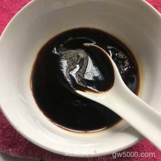 京酱肉丝的做法步骤：1