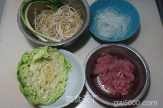 【北京】肉丝炒合菜的做法步骤：1