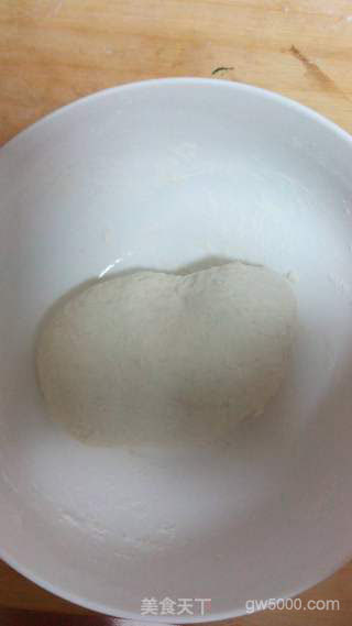 香酥葱油饼的做法步骤：2