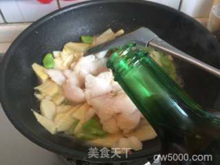 糟熘鱼片的做法步骤：10
