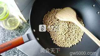 简易版驴打滚的做法步骤：1