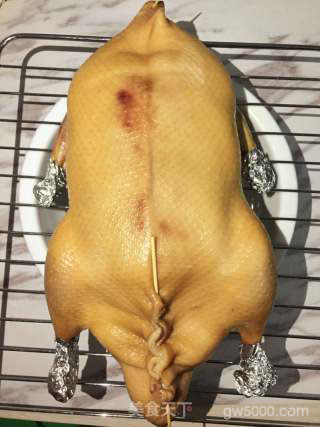 脆皮烤鸭（北京烤鸭家庭版）的做法步骤：12