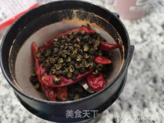 水煮牛肉片的做法步骤：1