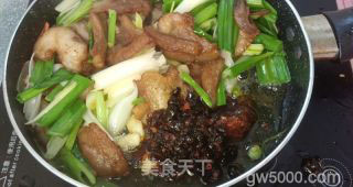 川味回锅肉的做法步骤：7