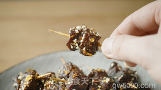 臻鲜·牙签牛肉的做法步骤：16