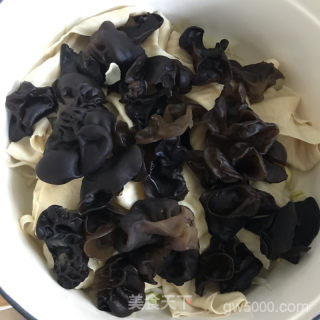 家常水煮牛肉的做法步骤：7