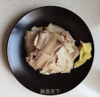 回锅肉的做法步骤：6