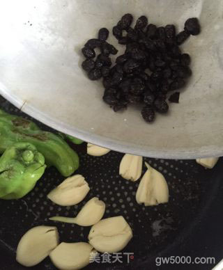 虎皮青椒的做法步骤：6
