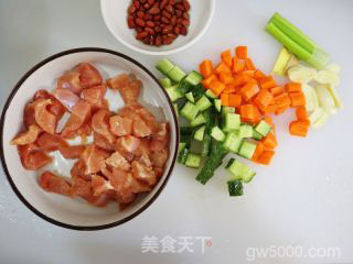 经典菜系～宫保鸡丁的做法步骤：2