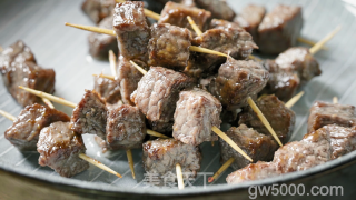 臻鲜·牙签牛肉的做法步骤：8