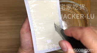 懒人版麻婆豆腐、又香又麻又辣，就着汤汁能吃两碗米饭。的做法步骤：1