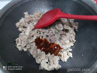 羊肉  葱爆羊肉的做法步骤：4