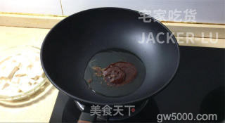 懒人版麻婆豆腐、又香又麻又辣，就着汤汁能吃两碗米饭。的做法步骤：5