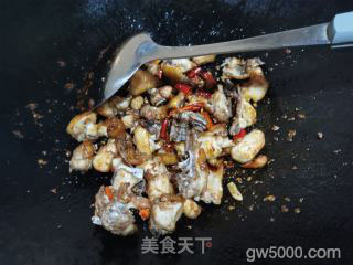 辣子鸡丁的做法步骤：6