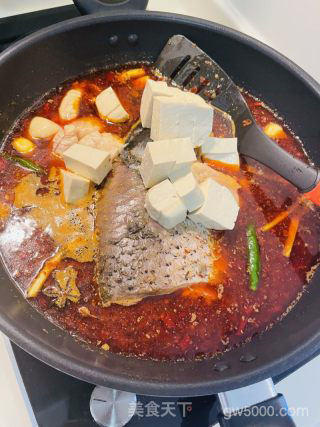 水煮麻辣鲤鱼鱼籽的做法步骤：4