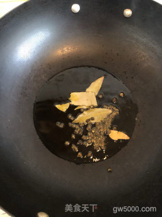 麻辣香锅的做法步骤：1