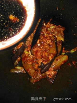 鱼香肉末茄子煲的做法步骤：10