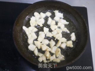 简单易学的家常菜宫保鸡丁❗️（鸡肉滑嫩超级下饭）的做法步骤：8