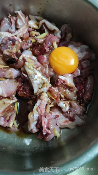 四川辣子鸡的做法步骤：2