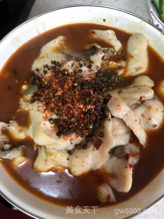 麻辣水煮鱼的做法步骤：10