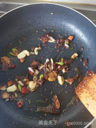 水煮牛肉的做法步骤：9
