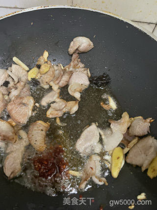 四川尖椒火锅肉的做法步骤：6