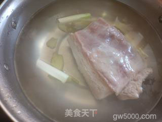 川味回锅肉的做法步骤：2