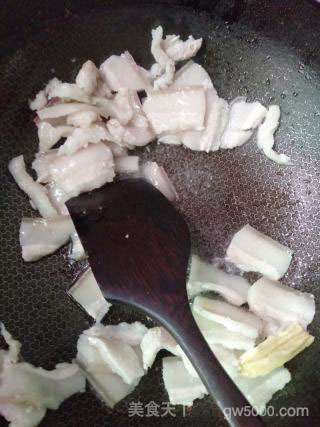 腐竹回锅肉的做法步骤：5
