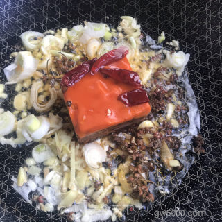 水煮豆皮肉片的做法步骤：7