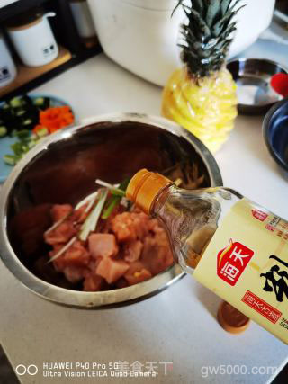 加了菠萝的宫保鸡丁的做法步骤：9