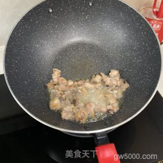 辣子鸡丁的做法步骤：7