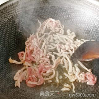 鱼香肉丝的做法步骤：4