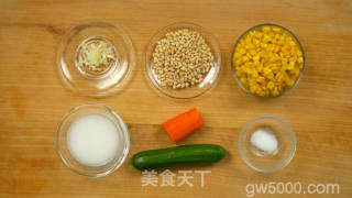 松仁玉米的做法步骤：1