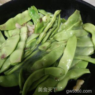 五花肉炖东北油豆的做法步骤：6
