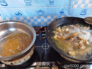 小鸡炖蘑菇的做法步骤：10