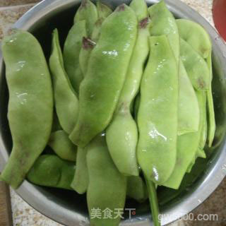五花肉炖东北油豆的做法步骤：1