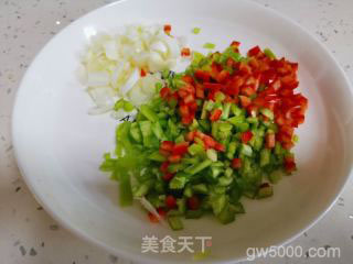 鸡蛋辣椒闷子的做法步骤：2