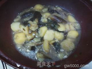 超下饭的东北家常菜～茄子炖土豆的做法步骤：5