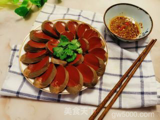 蒜泥血肠的做法步骤：7