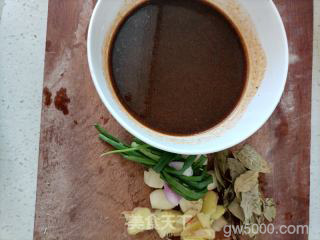 酱骨架的做法步骤：4