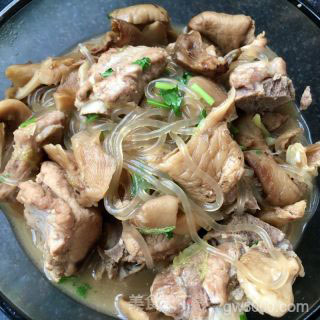 冻蘑炖排骨的做法步骤：25