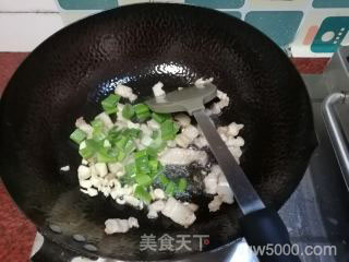 酸菜猪肉炖粉条的做法步骤：5