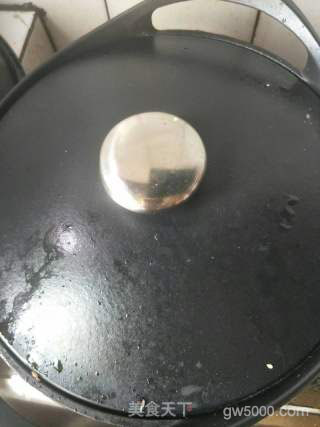 小鸡炖蘑菇的做法步骤：6