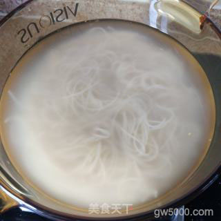 东北大冷面的做法步骤：2